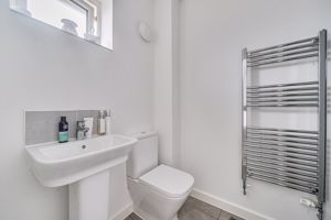 Ensuite Shower Room- click for photo gallery
